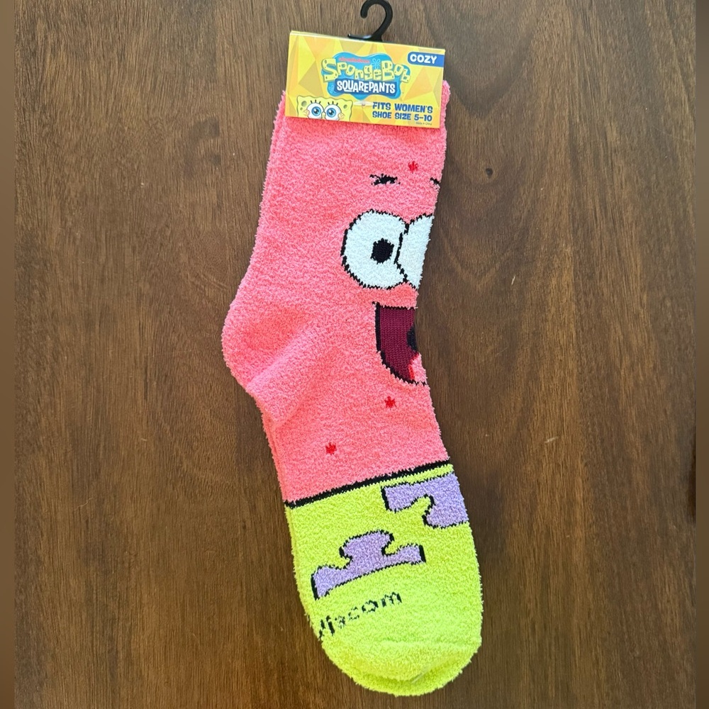 NWT Patrick Star fuzzy socks
